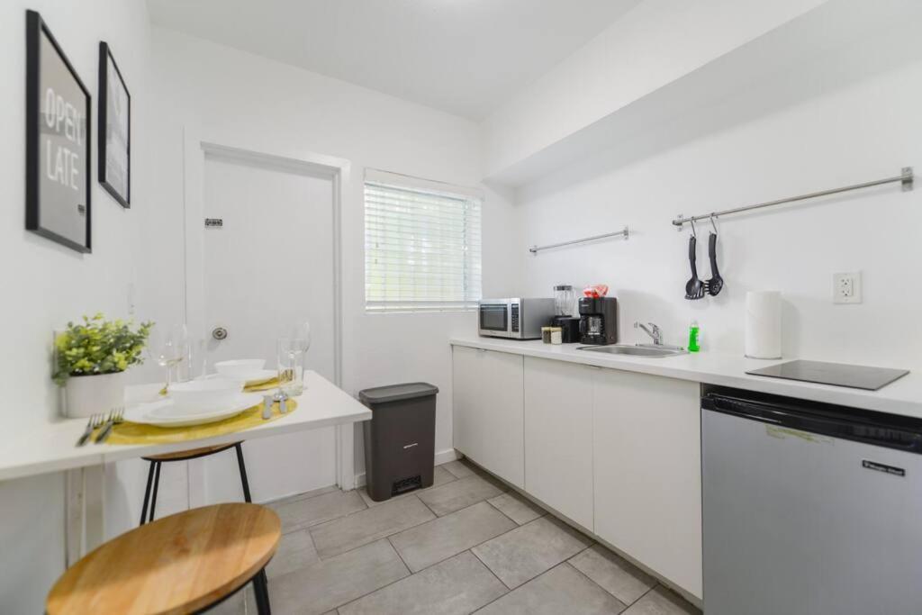 Great Studio Residence 15 Min From The Beach Маями Екстериор снимка